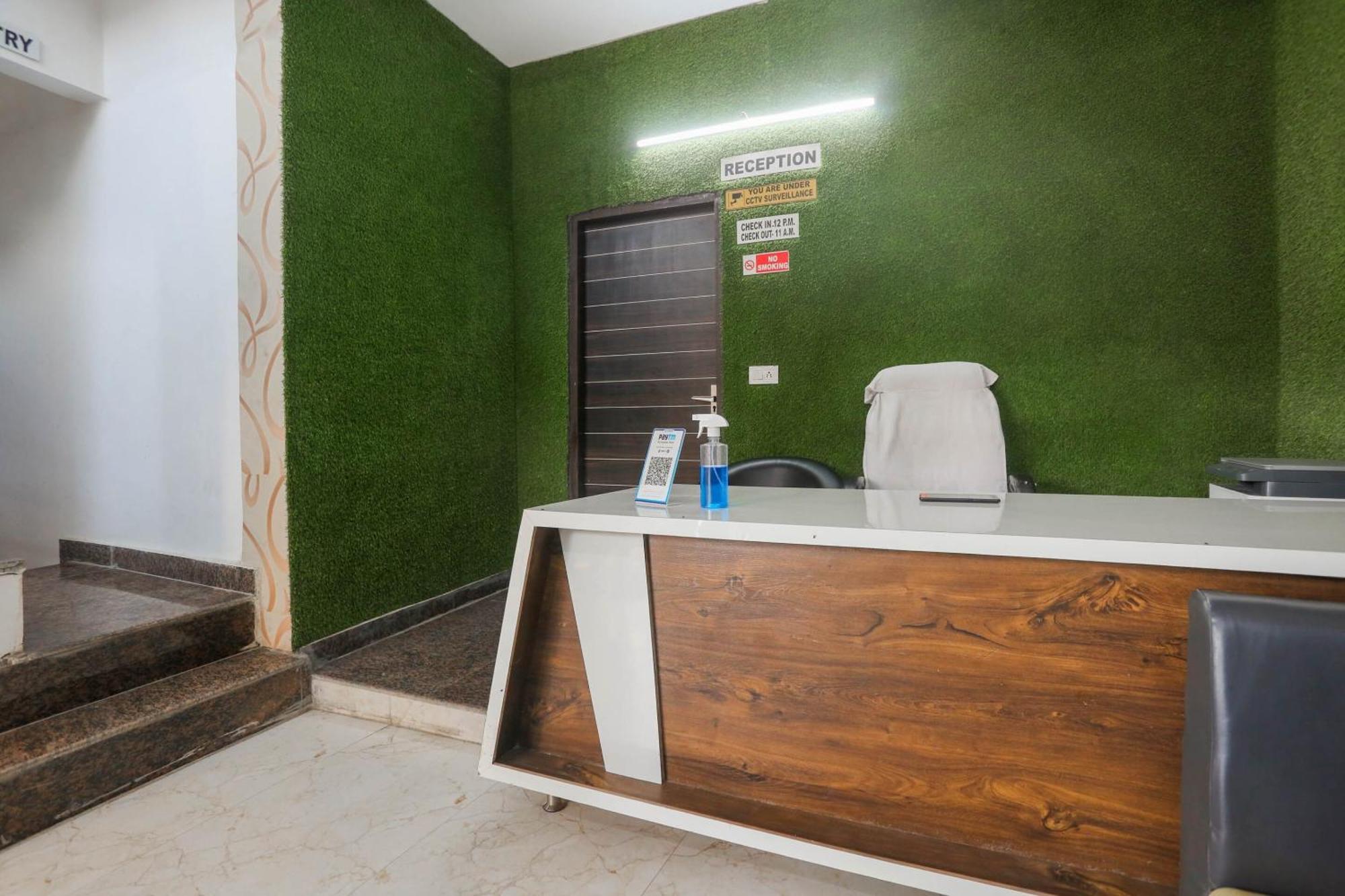 Hotel O Dream Town Νέο Δελχί Εξωτερικό φωτογραφία